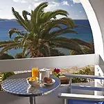 Perrakis 3*
