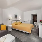 Hotel Perrakis Kipri (Andros)