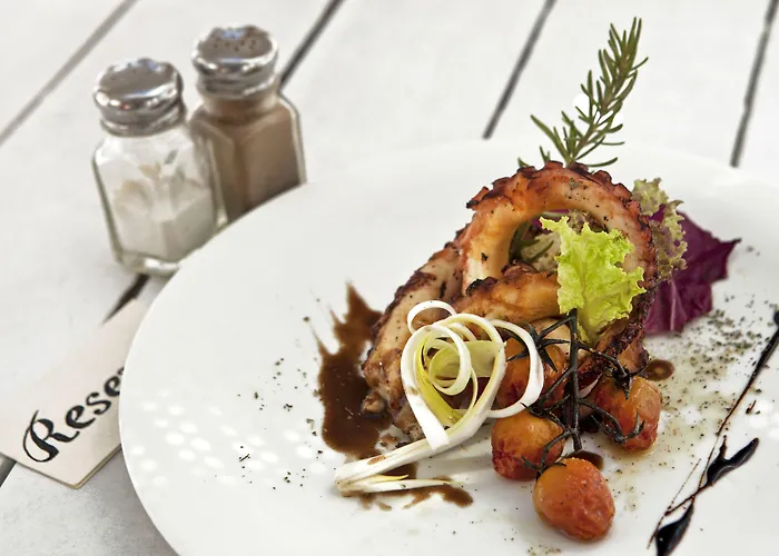 Ξενοδοχείο περράκης Κυπρί