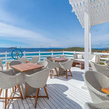 Perrakis 3* Kipri (Andros)