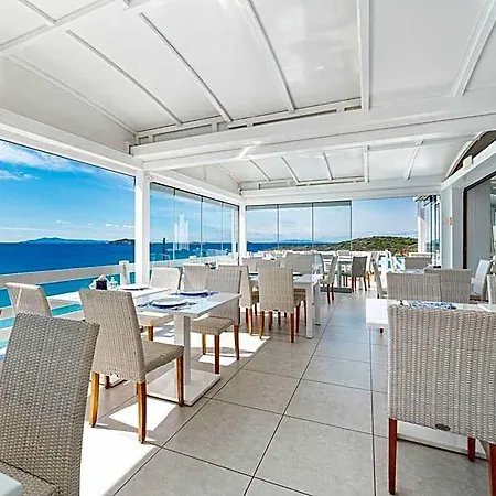 Perrakis Hotel Kipri (Andros)