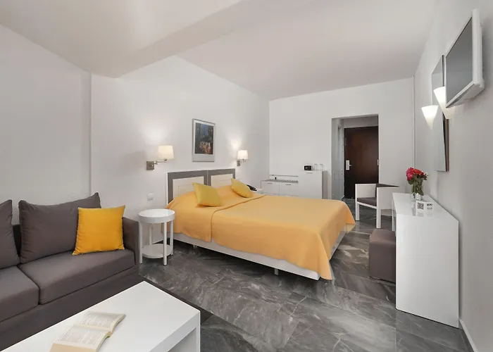 Hotel Perrakis Kipri (Andros)